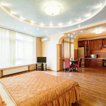 Vip Апартаменти З Видом На Озеро Kiev Buitenkant foto