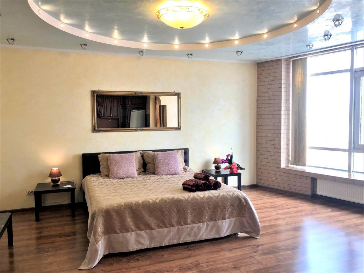 Vip Апартаменти З Видом На Озеро Kiev Buitenkant foto