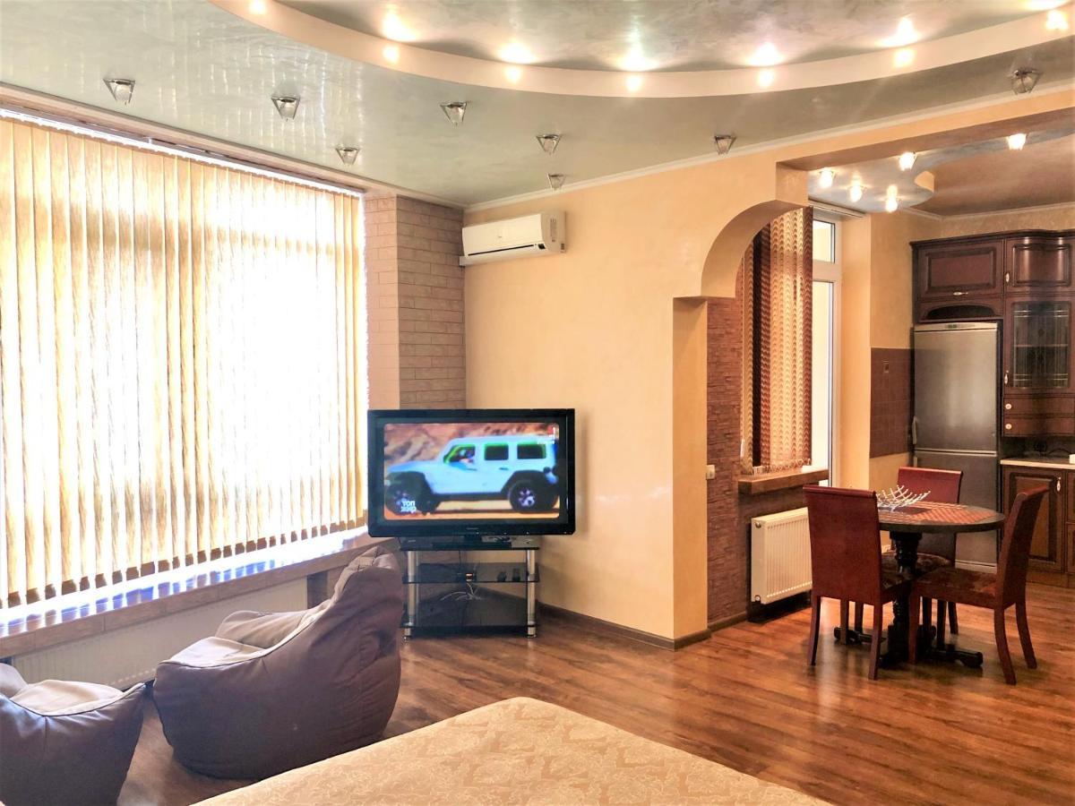 Vip Апартаменти З Видом На Озеро Kiev Buitenkant foto