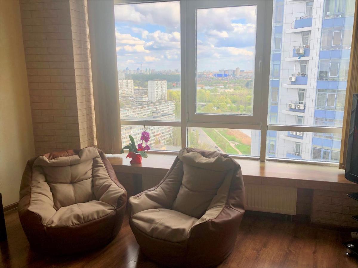 Vip Апартаменти З Видом На Озеро Kiev Buitenkant foto