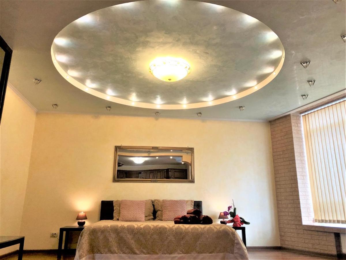 Vip Апартаменти З Видом На Озеро Kiev Buitenkant foto