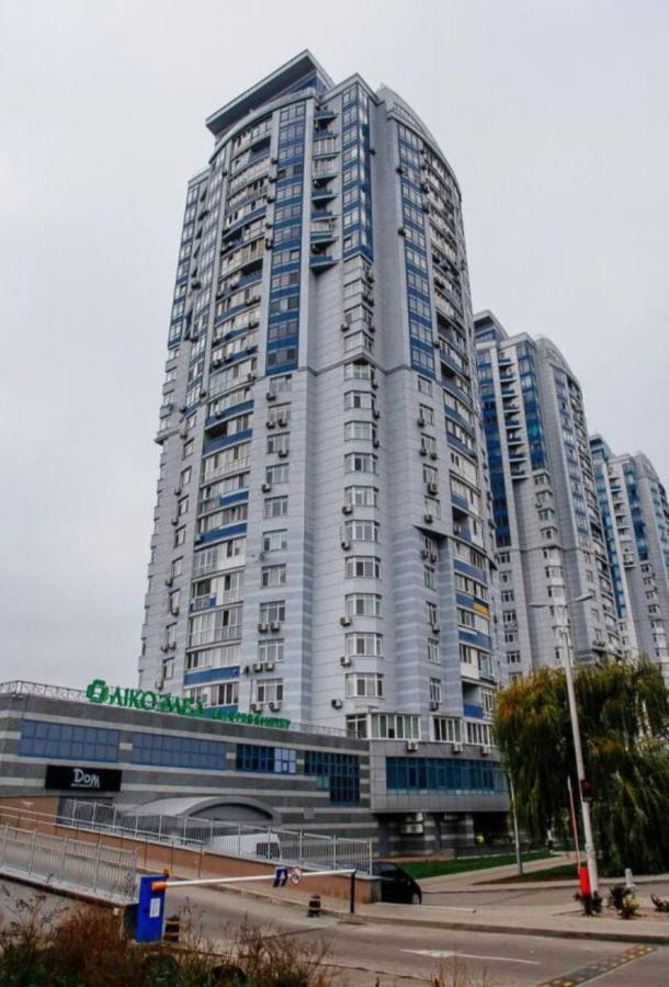 Vip Апартаменти З Видом На Озеро Kiev Buitenkant foto